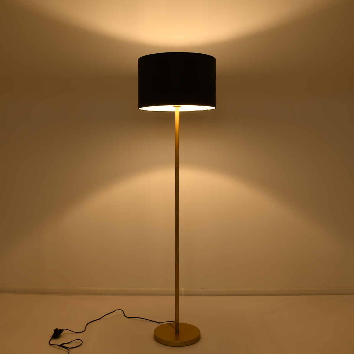 GLOBOSTAR® ASHLEY 00825 Μοντέρνο Επιδαπέδιο Φωτιστικό με Ντουί 1 x E27 AC 220-240V IP20 - Μαύρο & Χρυσό - Μ40 x Π40 x Υ148cm - Image 2