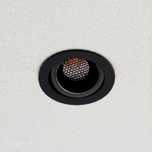 kelvo® LEO KLV-101-0311 Χωνευτό Κινούμενο Φωτιστικό Downlight Σποτ με Honeycomb Anti-Glare Reflector LED 10W 1250lm 38° AC 220-240V IP20 Θερμό Λευκό 2700K – Bridgelux COB Chip & TÜV SÜD Driver – Μαύρο Ματ – Μ8.5 x Π8.5 x Υ6.6cm / Q7.5cm – 5 Χρόνια Εγγύηση